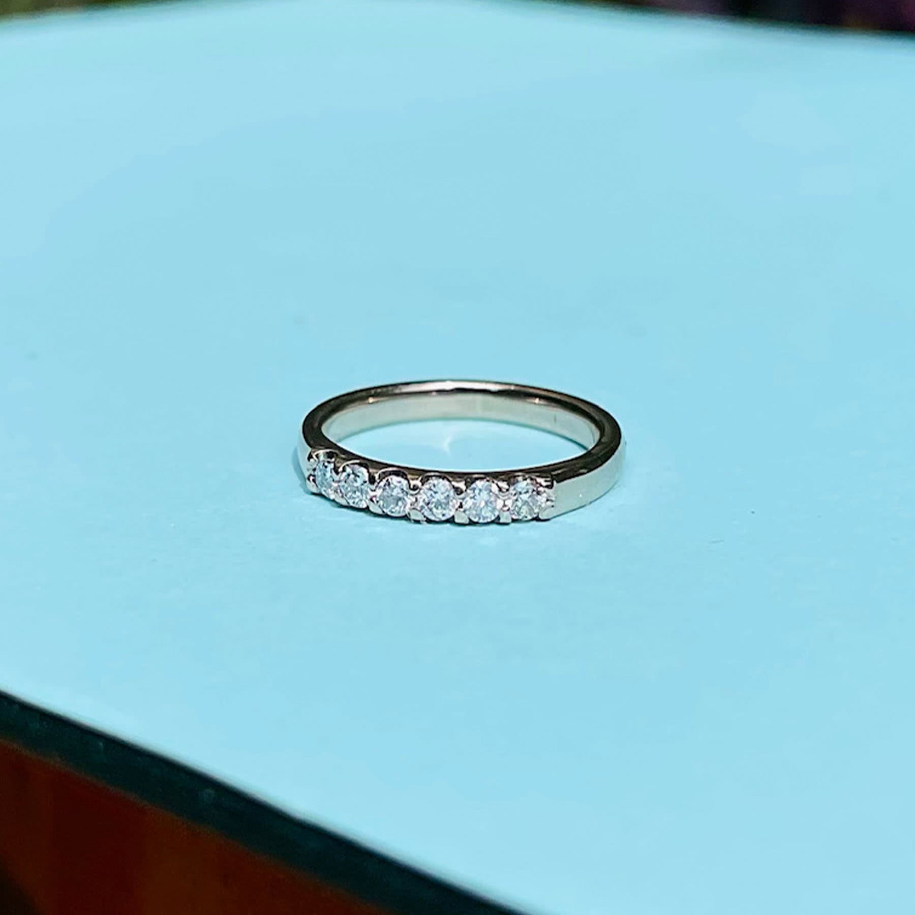 Anillo medio sin fin white gold copia 03