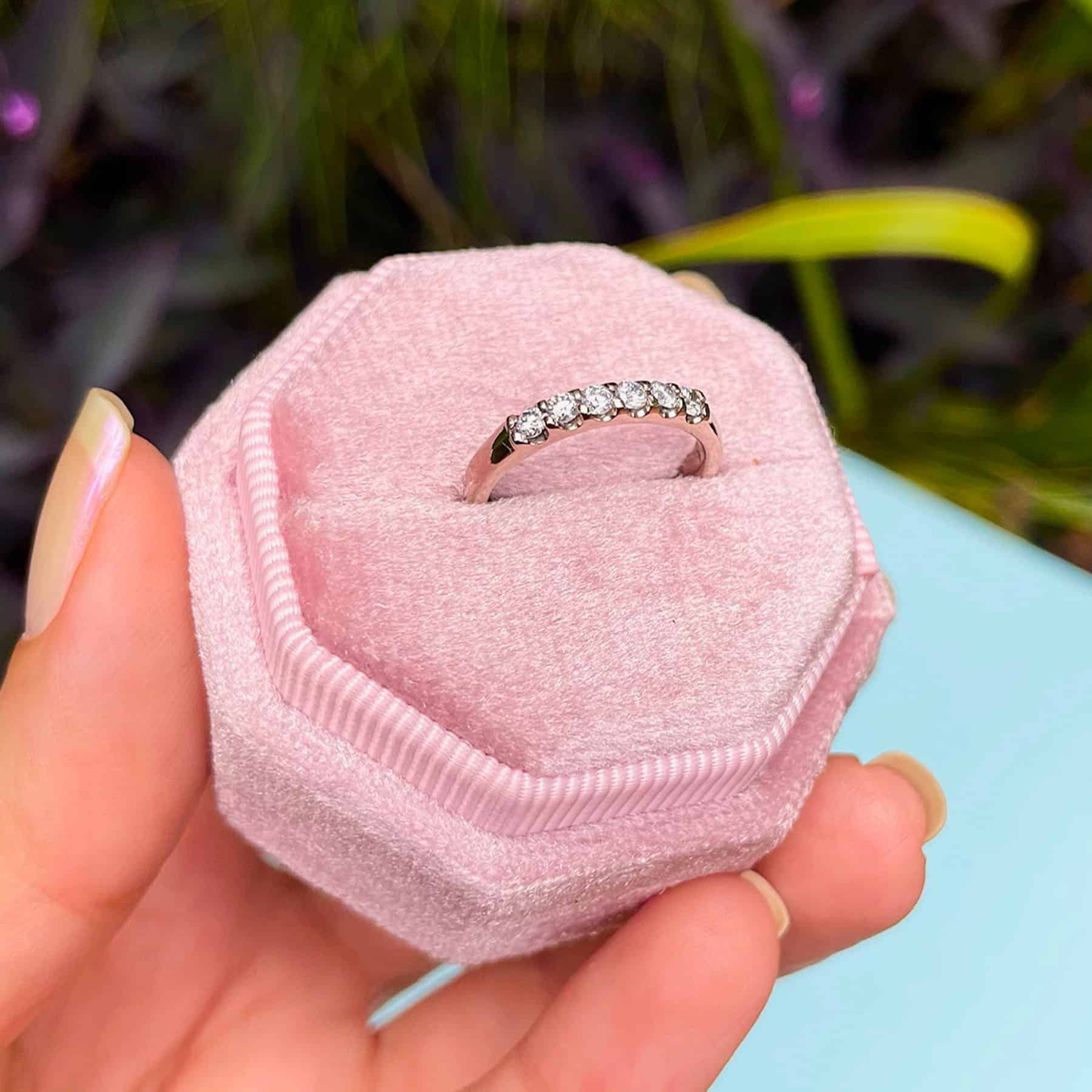 Anillo medio sin fin white gold copia 04