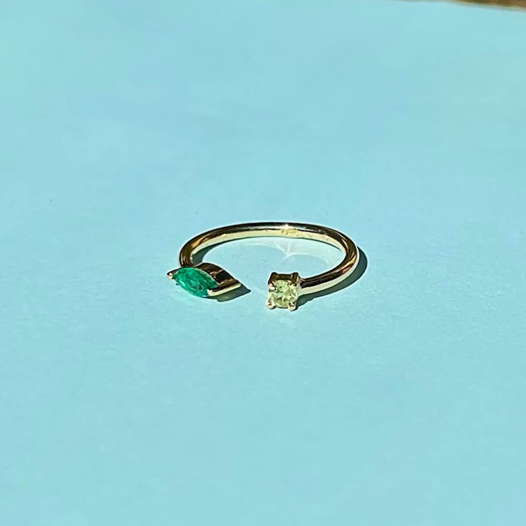 Anillo esmeralda y peridoto 04