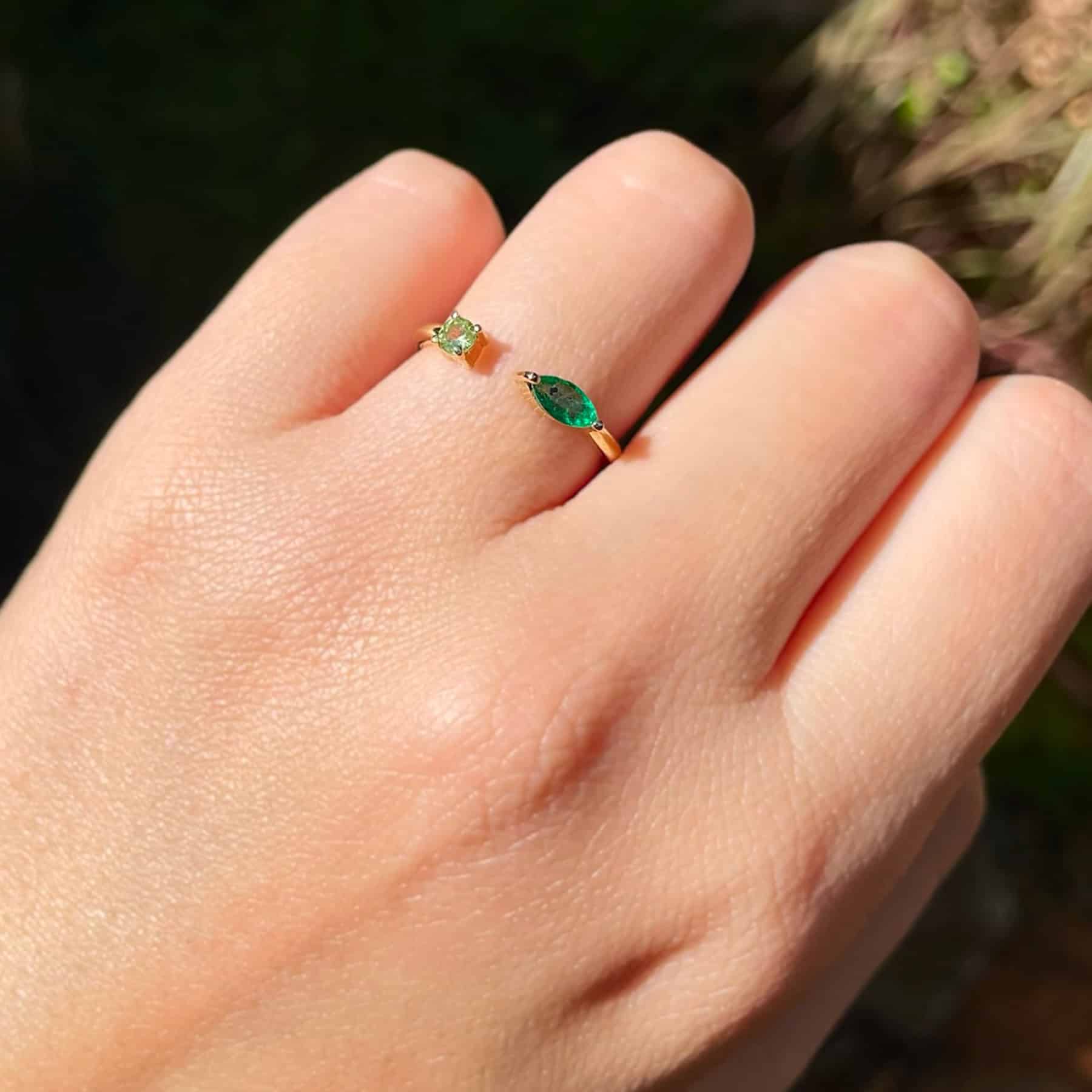 Anillo esmeralda y peridoto 06