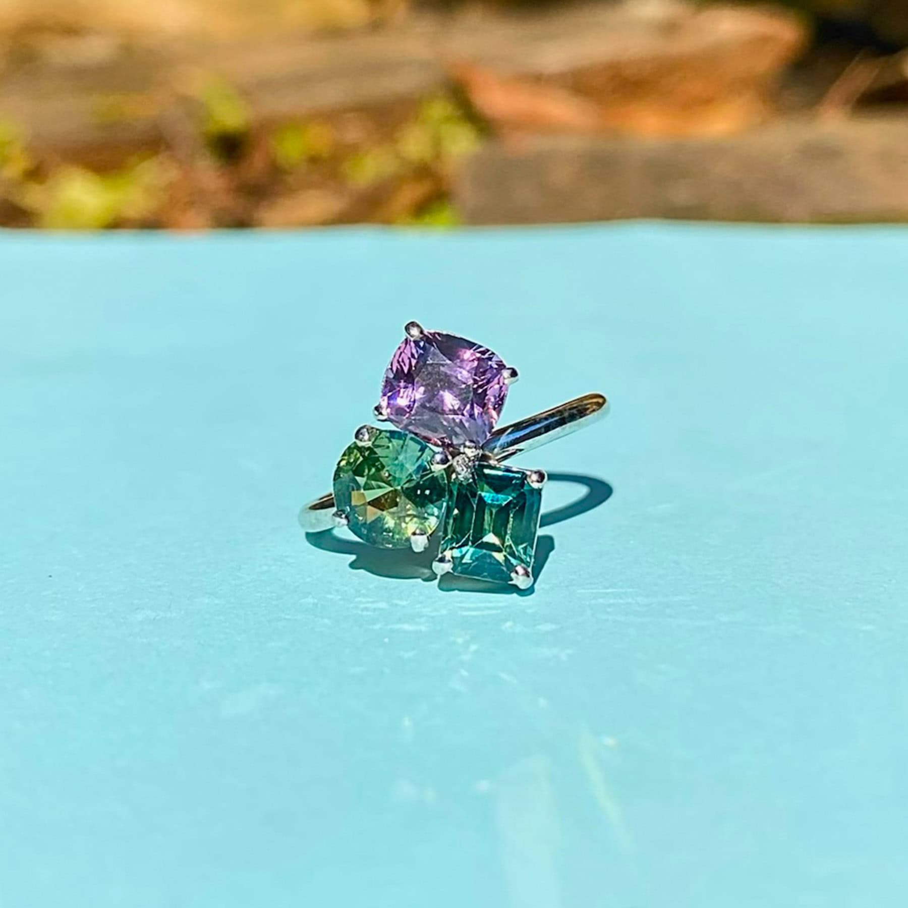 Anillo amatista y turmalinas 01